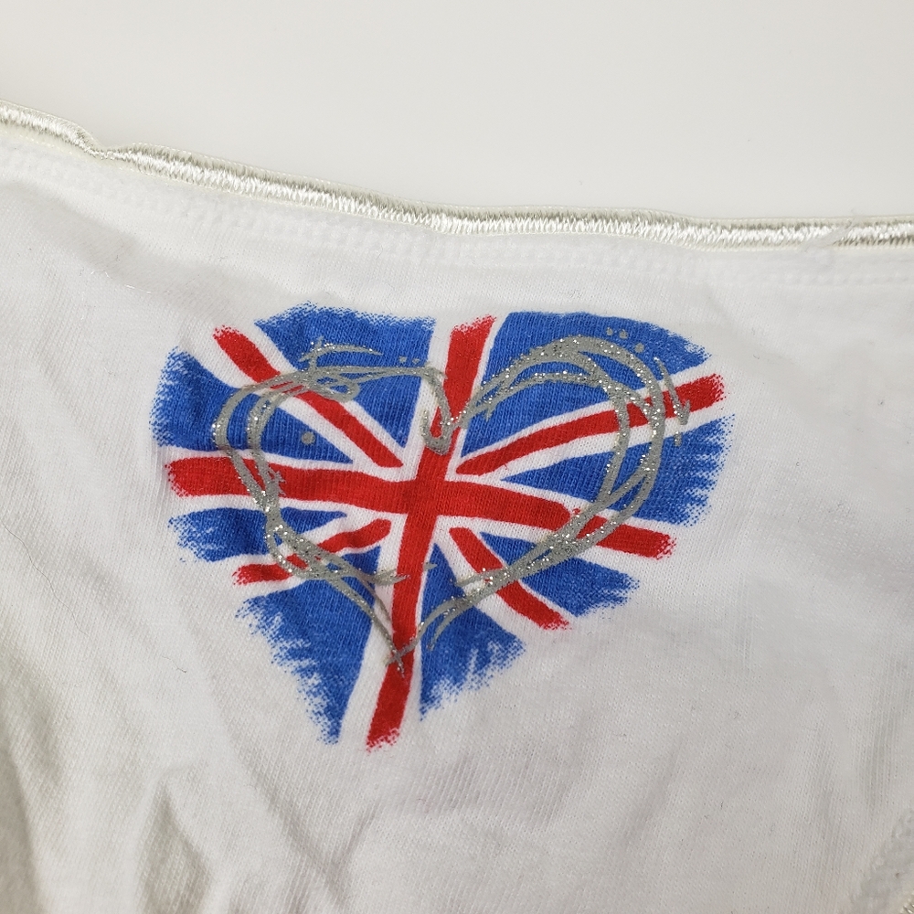 Britain 🇬🇧 ❤ Thong - Picture 3 of 6